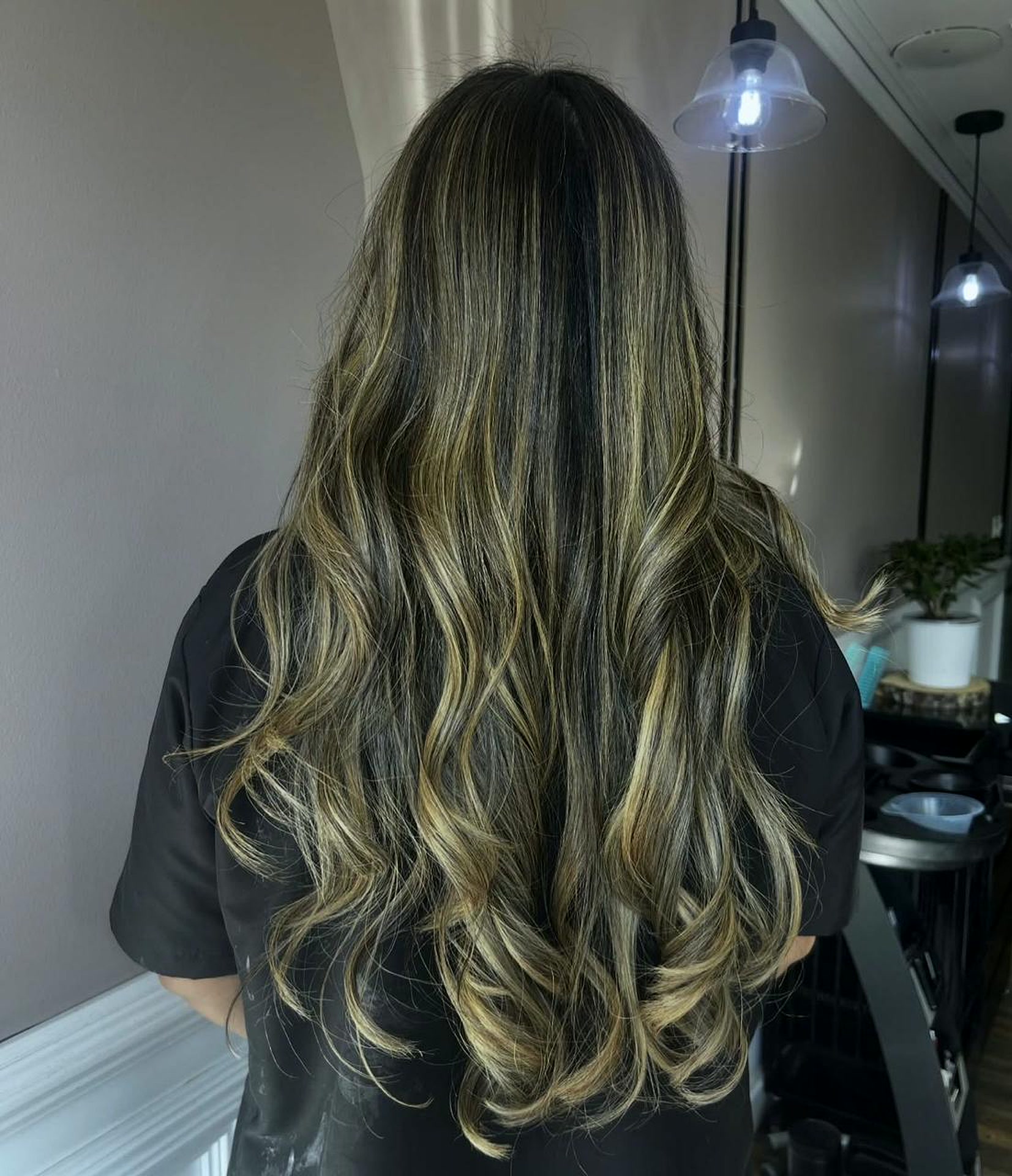 Mechas con dimensión, resultado real de color realizado por Vanessa